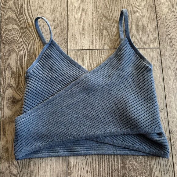 Aerie crop spaghetti strap top used in good condition - Picture 1 of 3